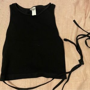 black crop top w strings to wrap around belly